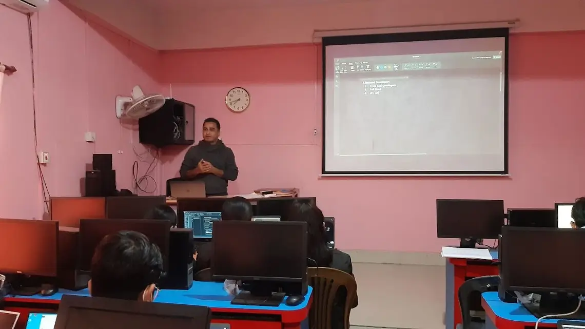 Flutter Workshop Training at Koshi St.James College